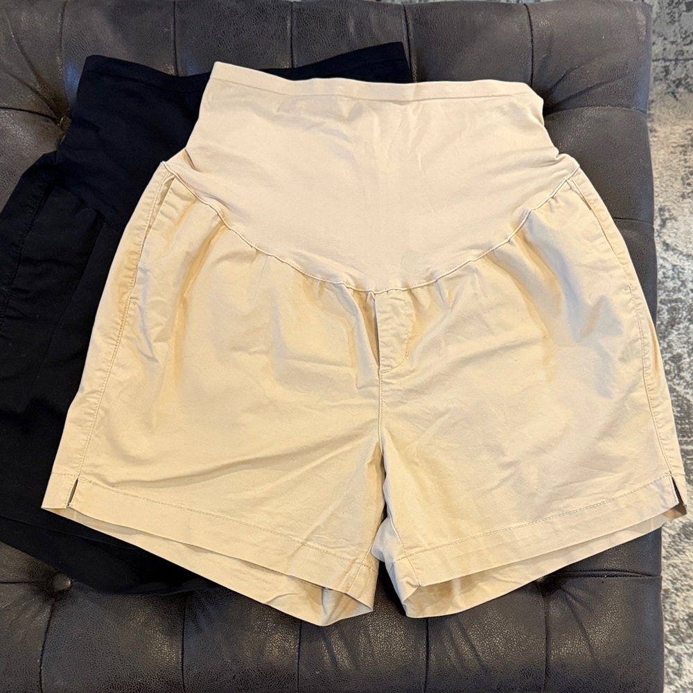 Old Navy MATERNITY shorts sz 12 - khaki & black - EUC